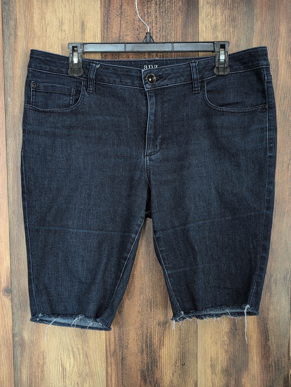a.n.a Cut Off Jean Shorts Petite 12 537A